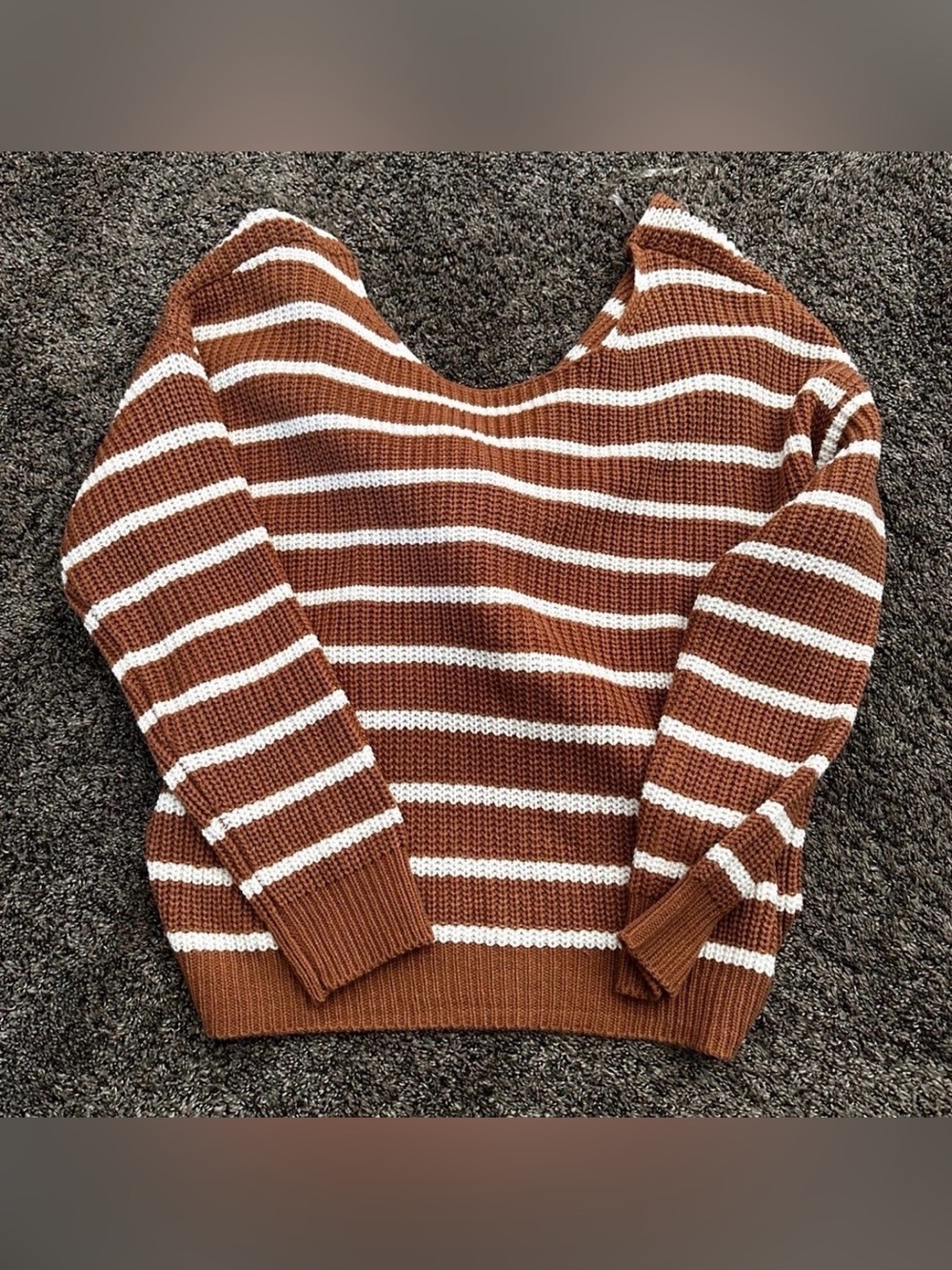 Hazel Moon Brown Sweatshirt Size Medium 0262